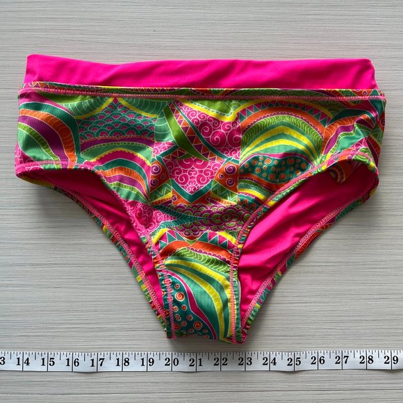 Tankini - Picture 9 of 16